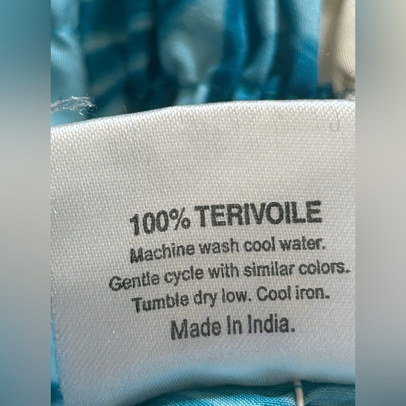 Barefoot Attitude Blue Smocked Stretch Tie-Dye Off Shoulder Top Size Large - Picture 4 of 5